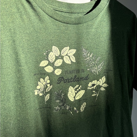 Portland floral graphic tee - Picture 2 of 6